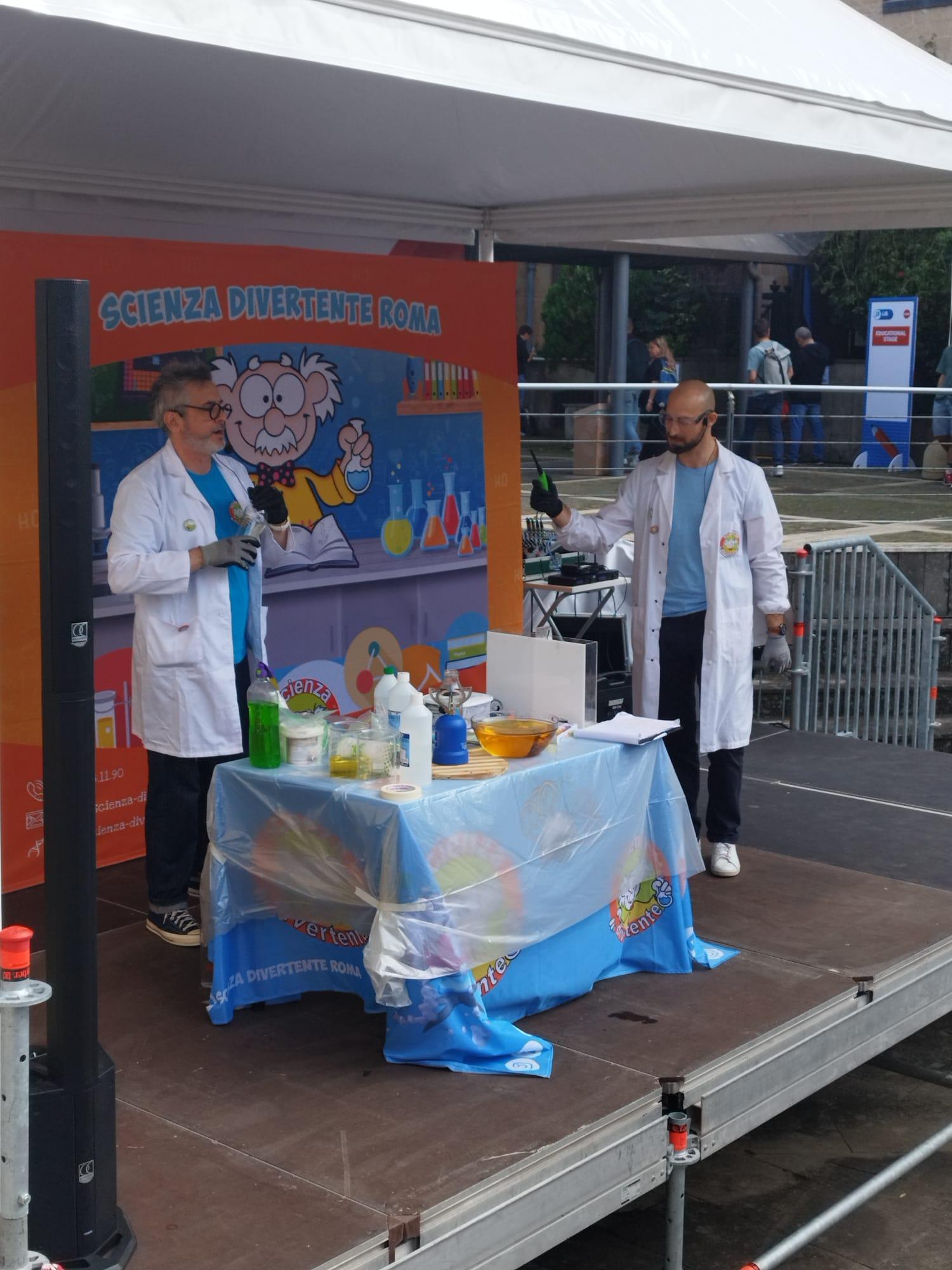 Electricity and magnetism show